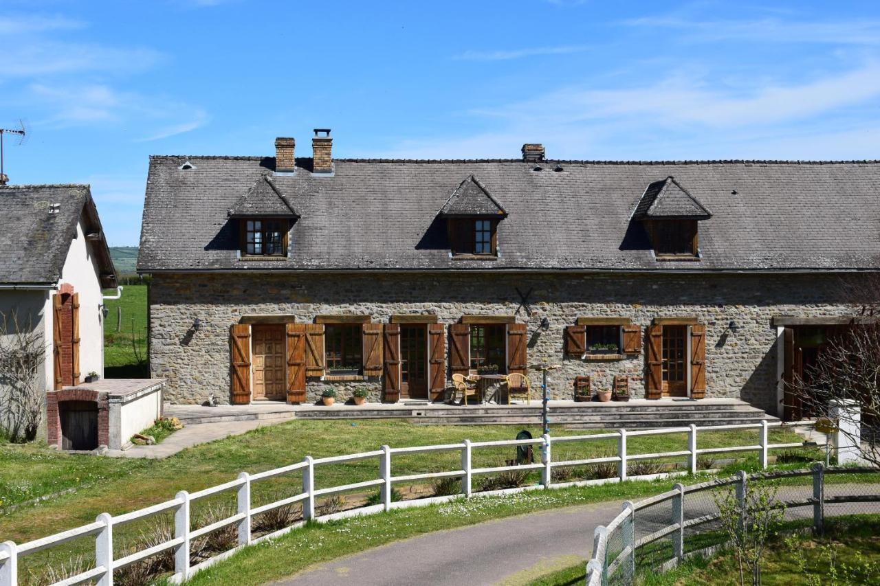 Le Chene D'Or Bed & Breakfast Marcheseuil Eksteriør bilde