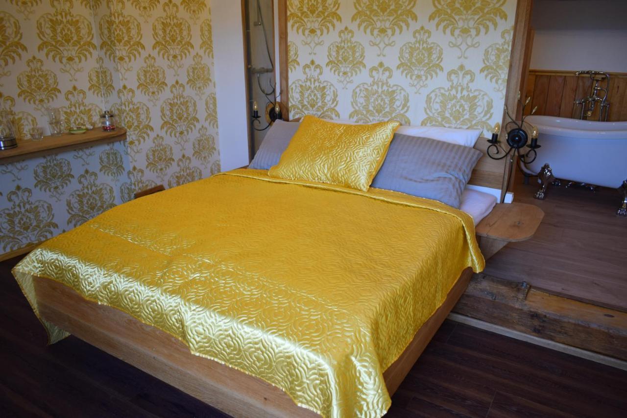 Le Chene D'Or Bed & Breakfast Marcheseuil Eksteriør bilde