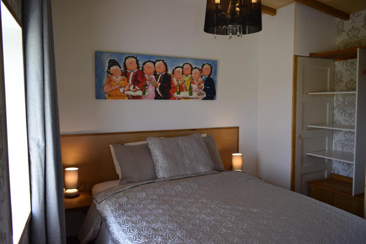 Le Chene D'Or Bed & Breakfast Marcheseuil Eksteriør bilde