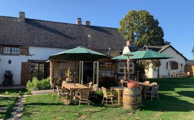 Le Chene D'Or Bed & Breakfast Marcheseuil Eksteriør bilde