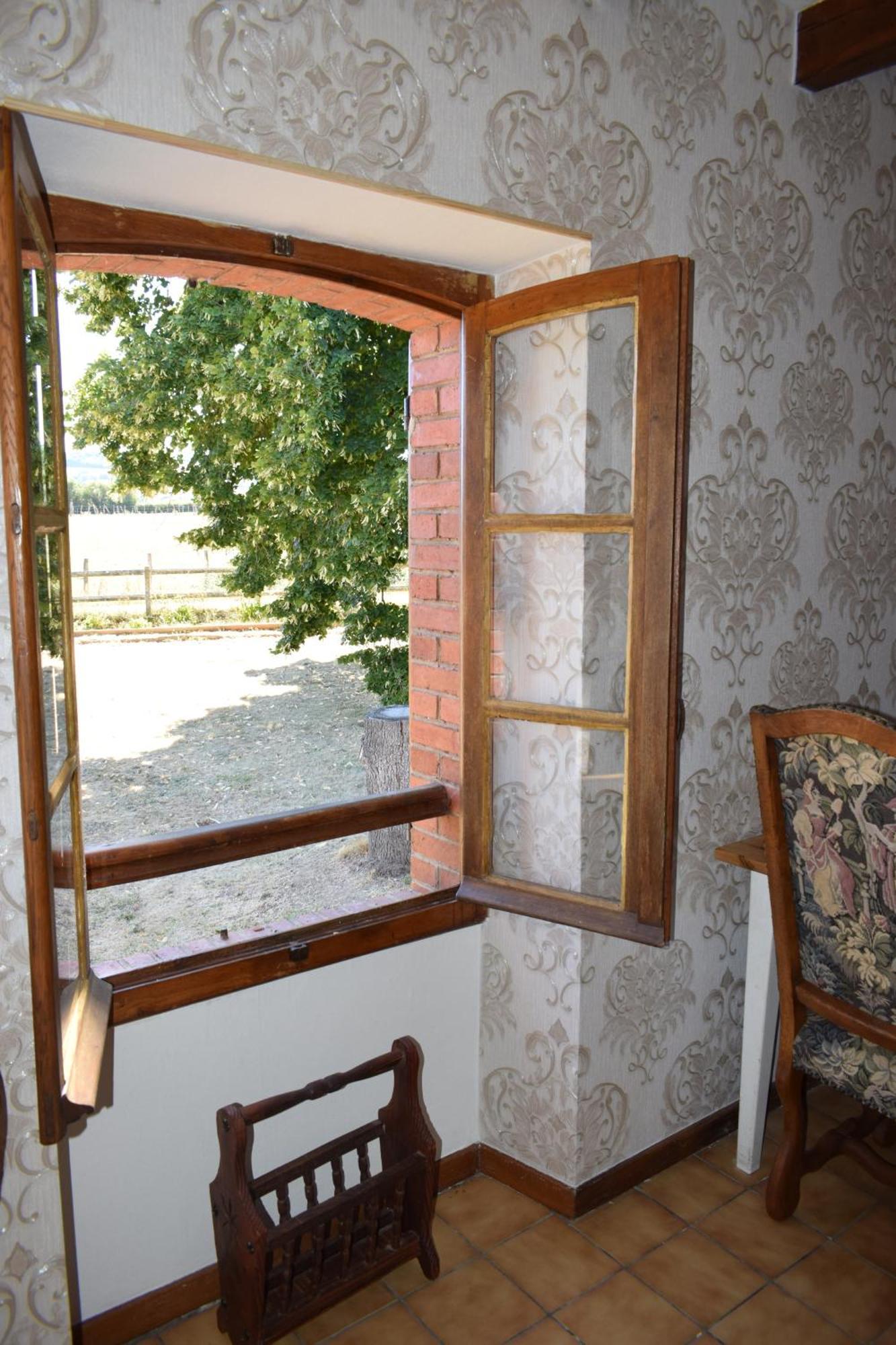 Le Chene D'Or Bed & Breakfast Marcheseuil Eksteriør bilde